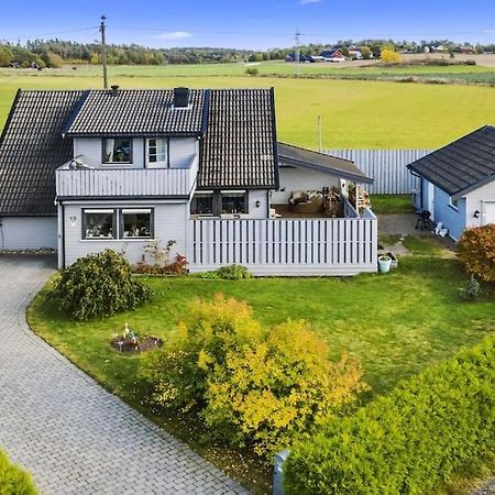 Hyggelig Enebolig Pa Notteroy, Rett Ved Golfbane Villa Екстериор снимка
